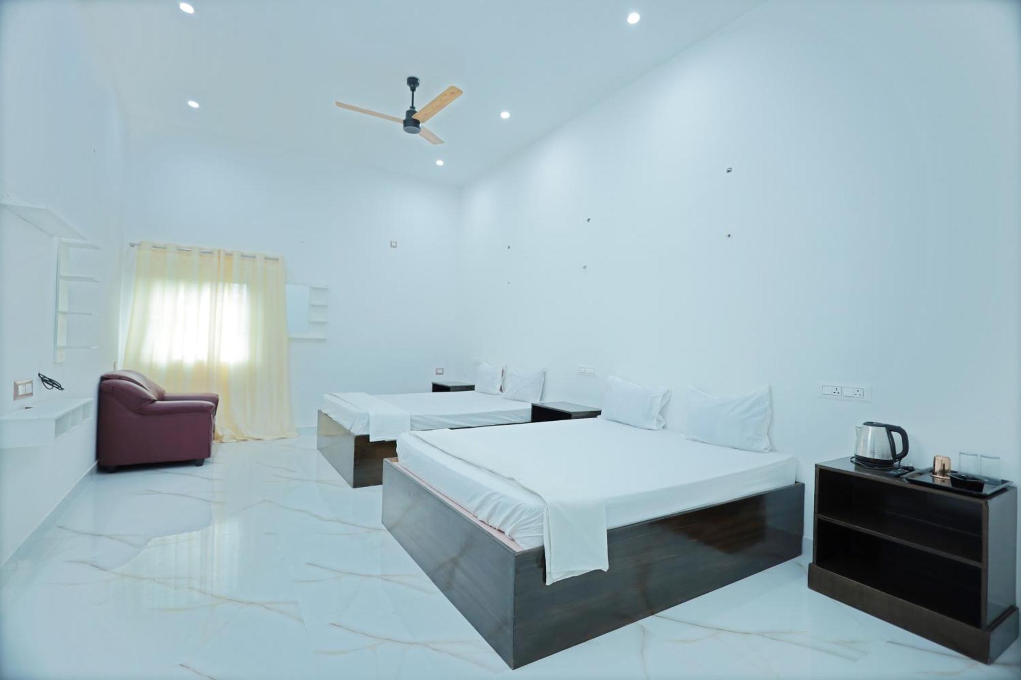 Lk.Lodge Канякумари Екстериор снимка